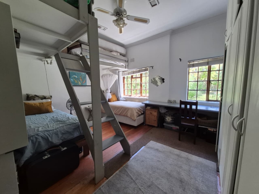 5 Bedroom Property for Sale in Langerug Western Cape